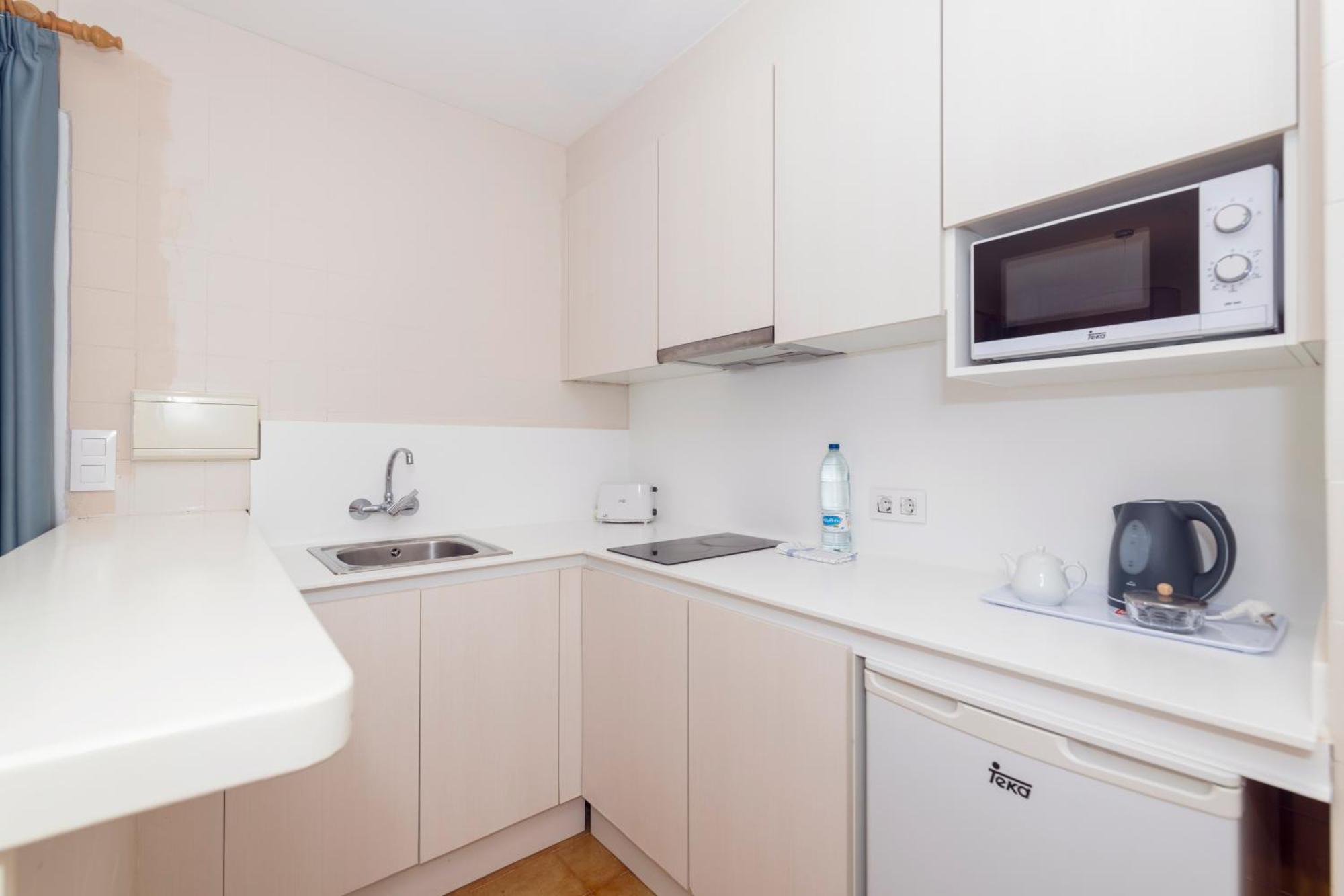 Siesta Mar One Bedroom Apartments Cala En Porter  エクステリア 写真
